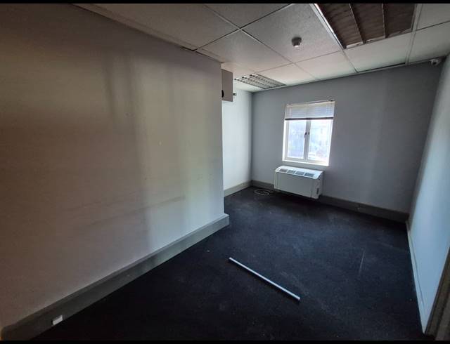 251M² OFFICE TO LET IN RIVONIA
